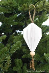 Easy 3d Jewel Christmas Ornaments {7 Days Of Paper Christmas 