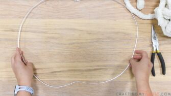 Easy Wire Pumpkin Wreath • Crafting my Home